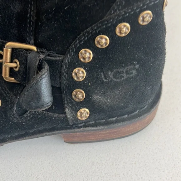 UGG Ankle Boots 🥾 - Picture 3 of 9